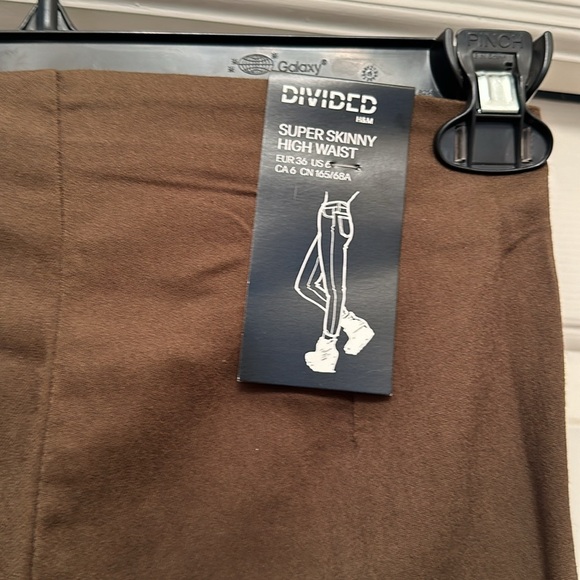 NWT H&M Divided Super Skinny High Waist - Picture 3 of 5